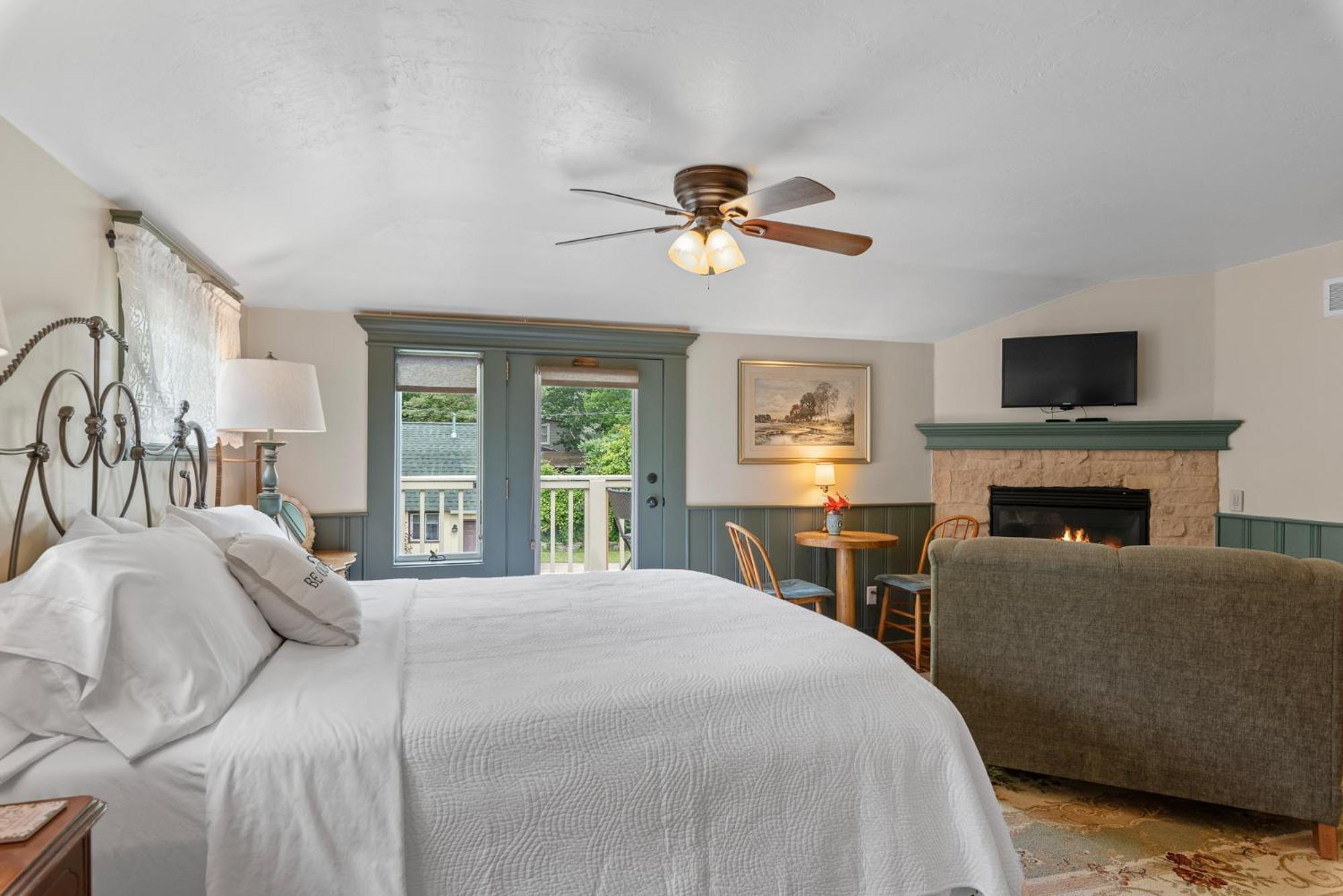 The Foxglove Inn Sturgeon Bay Buitenkant foto